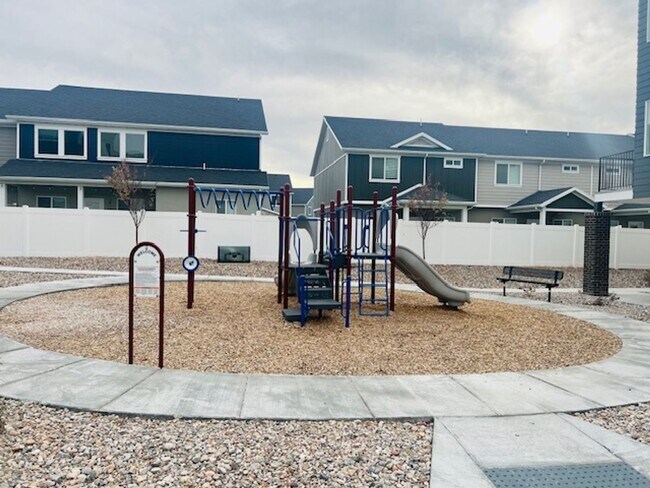 Foto del edificio - Beautiful new town home built in 2024