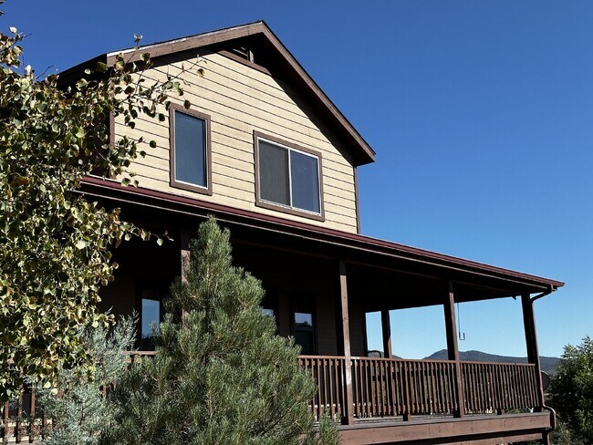 Foto del edificio - 4719 E Amber Rd