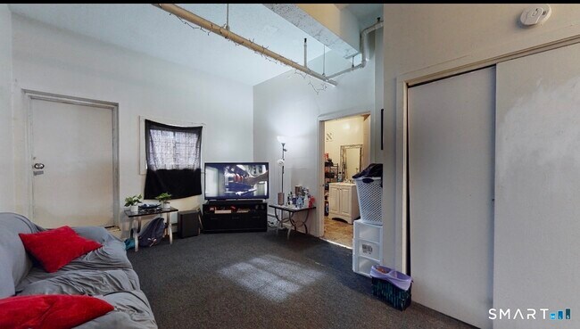 Foto del edificio - 666 Main St