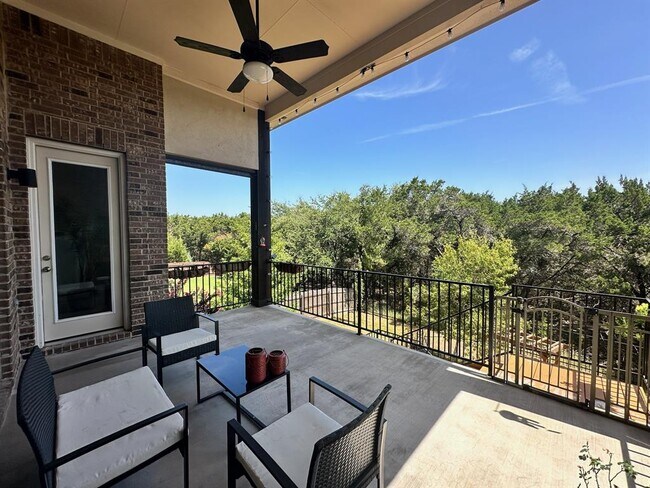 Foto del edificio - 240 Brentwood Dr