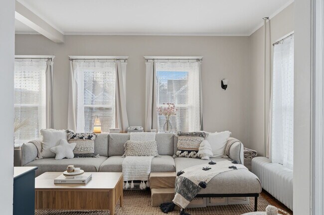 Building Photo - 186 Arnoldale Rd