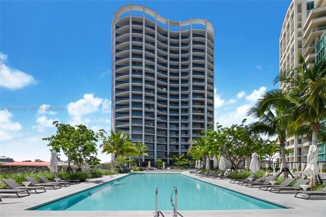 Foto del edificio - 2831 S Bayshore Dr