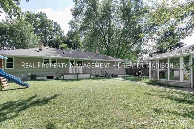 Foto del edificio - 710 Moorland Rd