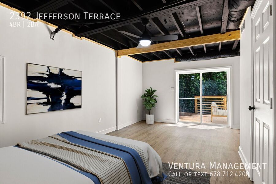 Foto principal - 2392 Jefferson Terrace