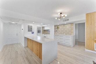 Building Photo - 3001 S Course Dr