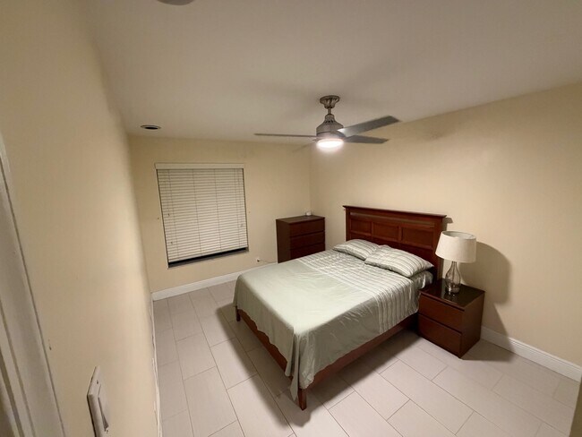 3rd bedroom - 8455 Shadow Ct
