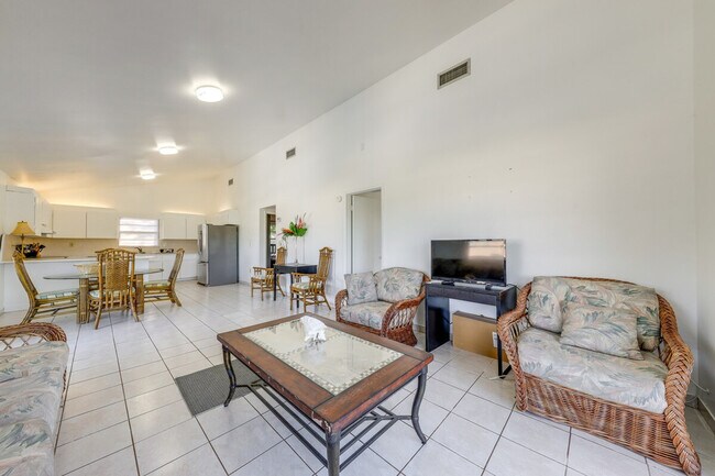 Foto del edificio - 115 Marina Ave