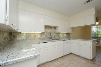 Building Photo - 4508 Medinah Pl