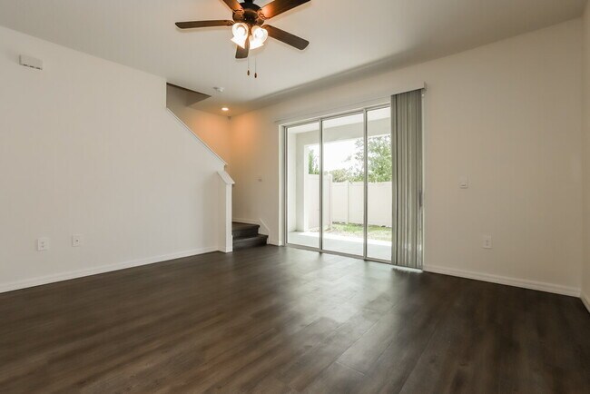 Building Photo - 3049 Intrepid Ave