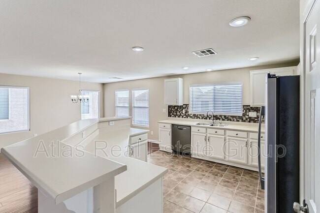 Foto del edificio - 11584 S Stivali St