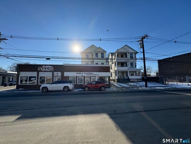 Foto del edificio - 1720 E Main St