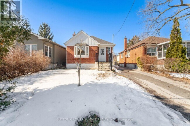 Photo du bâtiment - 50 Twenty First St