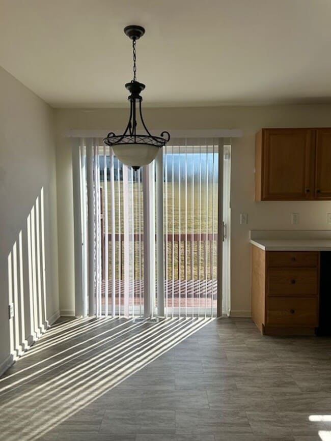 Building Photo - 3 Bedroom 1.5 Bath in Central School District