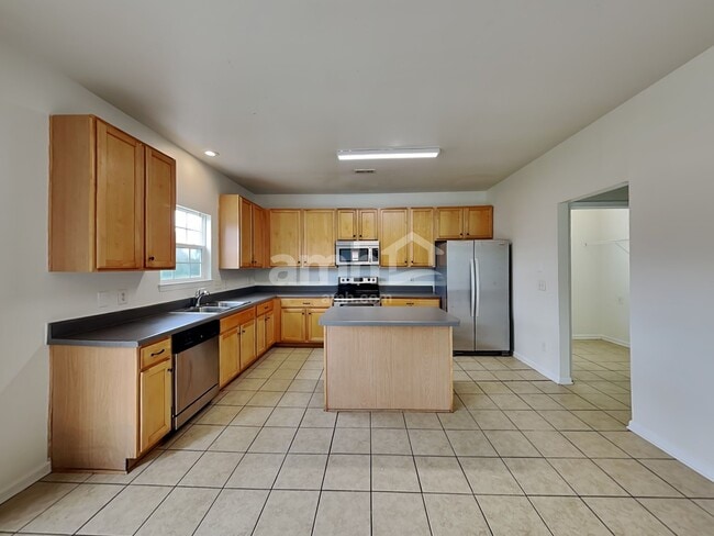 Building Photo - 13624 Whitebark Ct