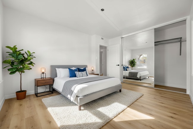 Foto del edificio - 5852.5 Interceptor St