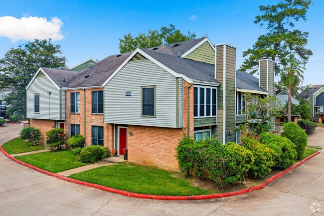 Building Photo - Woodlake on the Bayou Apartments