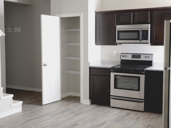 Cocina - 8318 Brookview Pl