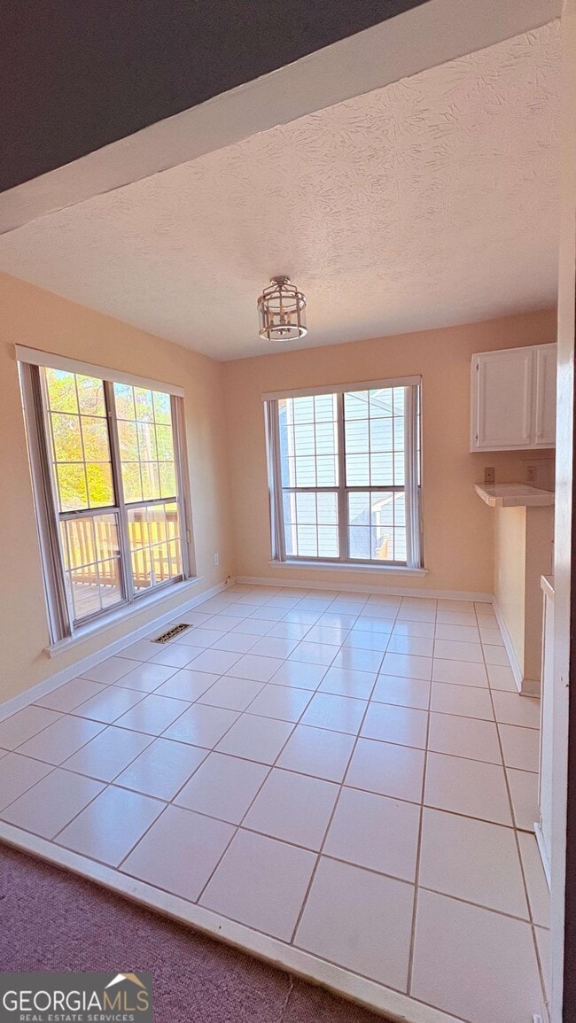 Building Photo - 221 Heathrow Dr