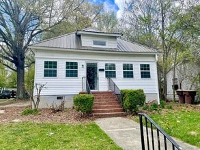 Building Photo - 1004 Highland Ave