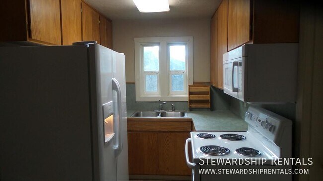 Photo - 1827 Harris St Apartment