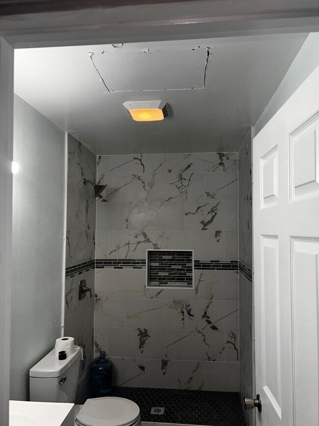 521 N Veterans Blvd, Edinburg, TX 78541 House Rental in Edinburg, TX