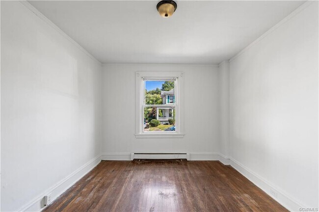 Building Photo - 2602 Barton Ave