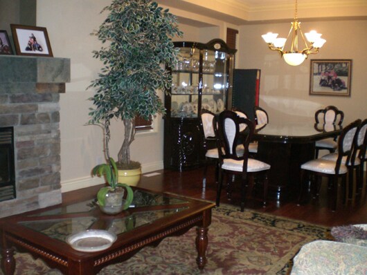 Photo du bâtiment - 761 Huber Dr