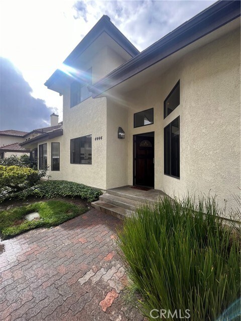 Foto principal - 4444 Spencer St