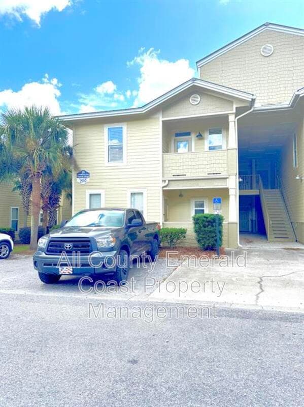 Building Photo - 25 S Wildflower Dr