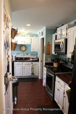 Building Photo - 25 River Bend Park