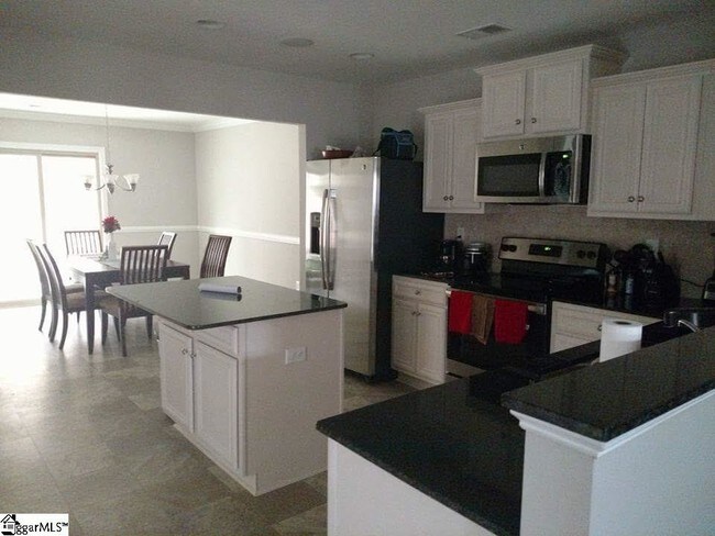 Building Photo - 66 Endeavor Cir