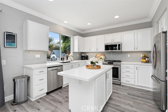Primary Photo - 19 Radiance Ln