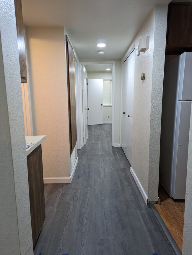 Hallway - 297 Sumba Ct