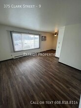Building Photo - 375 Clark St
