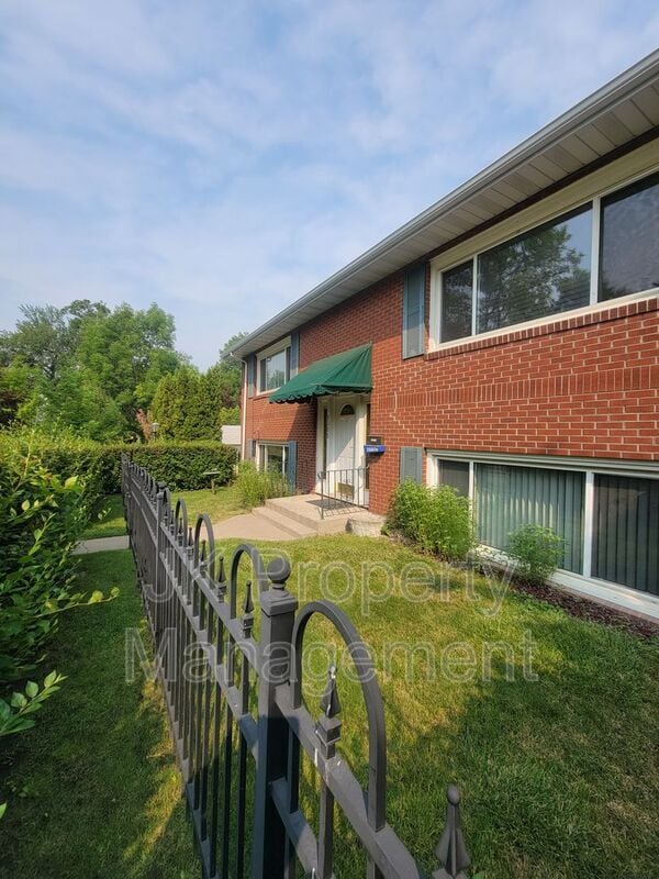 Foto del edificio - 1305 2nd Ave N