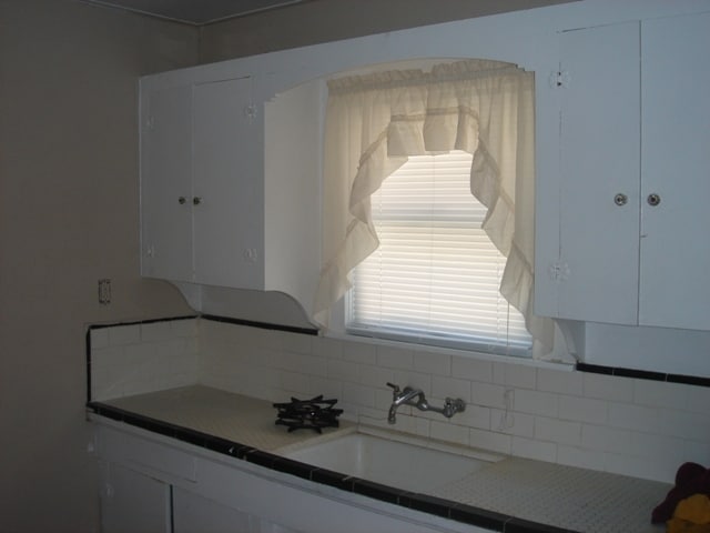Building Photo - 1223 5th St
