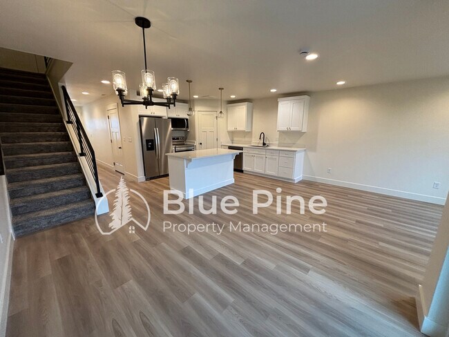 Foto del edificio - 2390 Caliber Pl