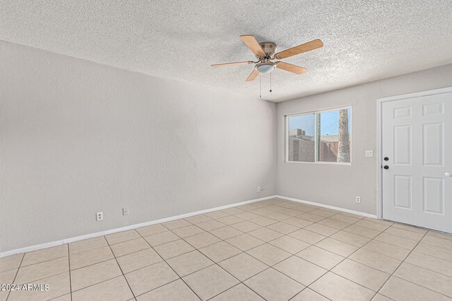 Building Photo - 1062 N July Cir