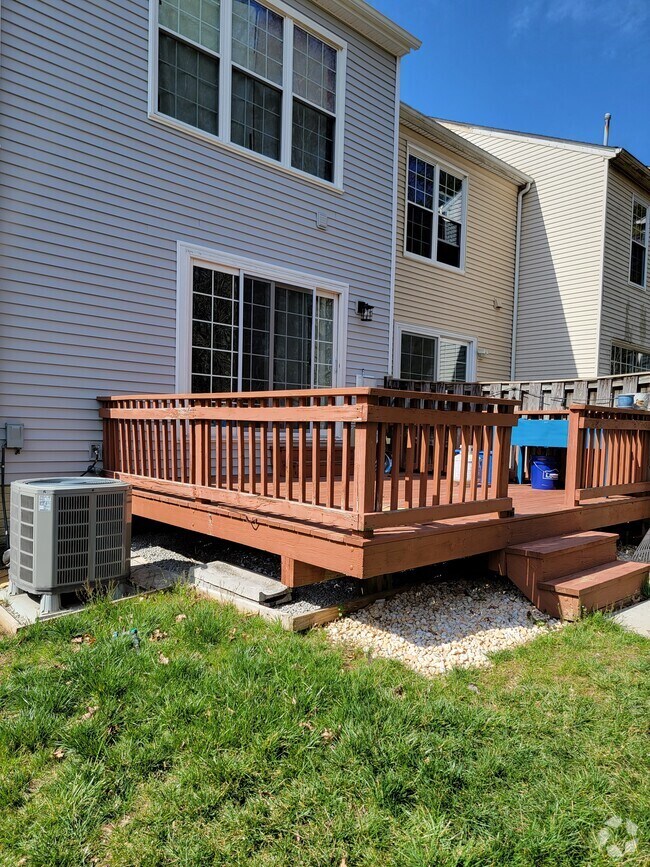 Woodstone Apartments under 800 Alexandria, VA 3 Rentals