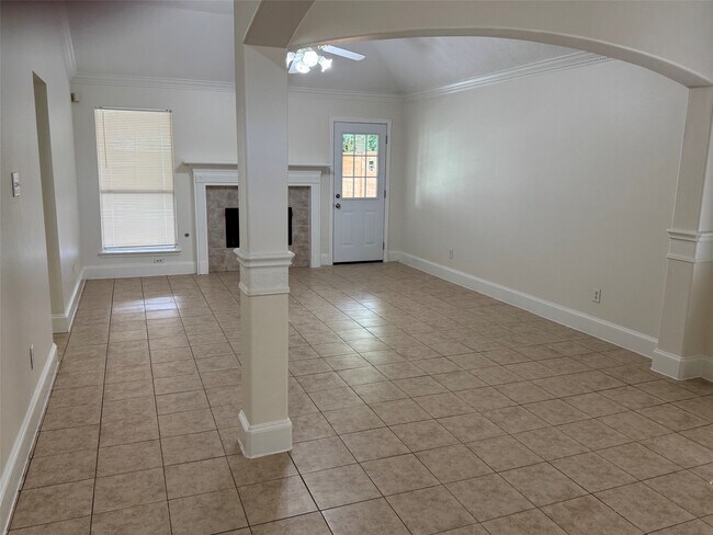 Foto del edificio - 21111 Woodland Green Dr