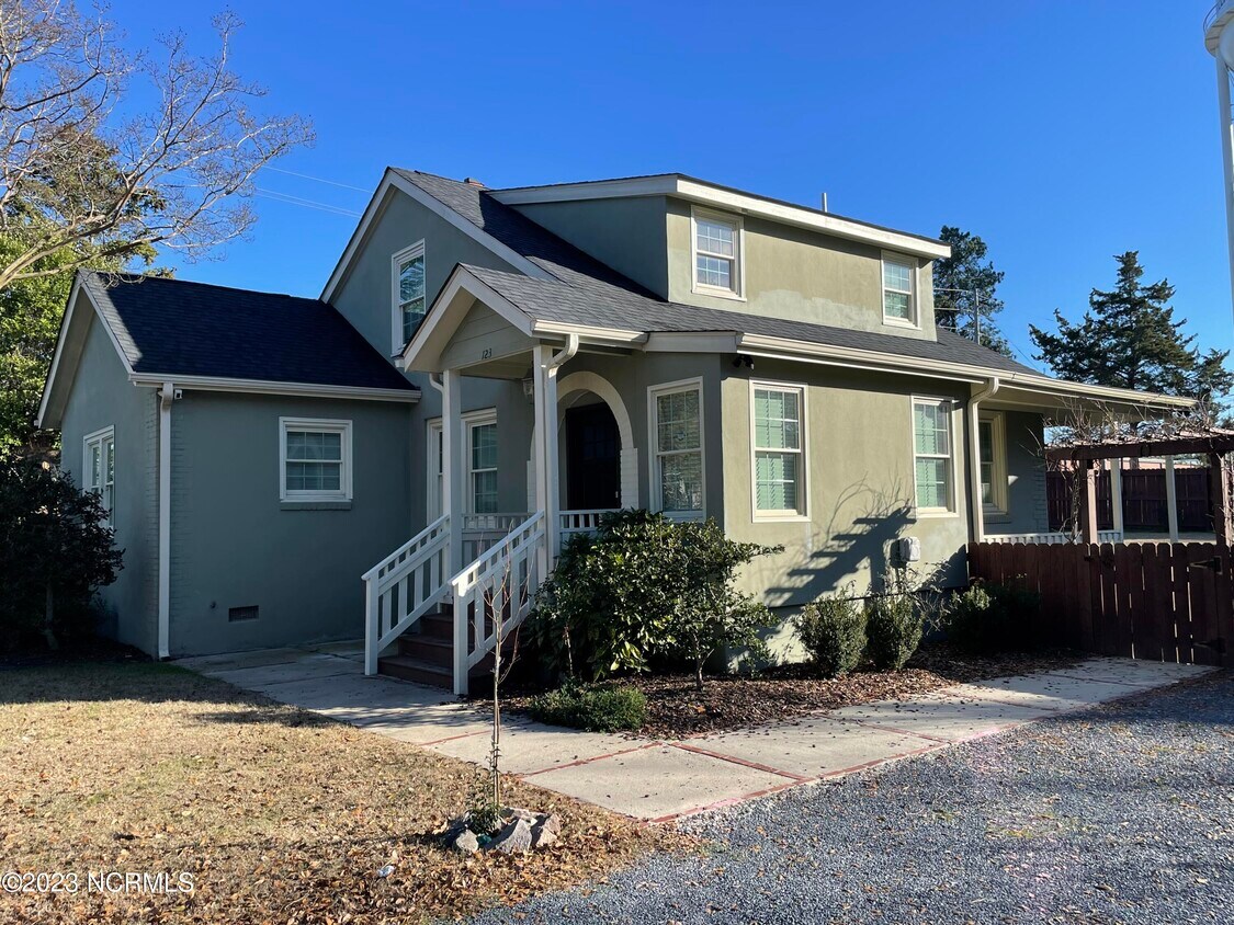 123 Cotton St, Aberdeen, NC 28315 House Rental in Aberdeen, NC