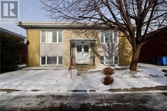 Building Photo - 89 Carillon St