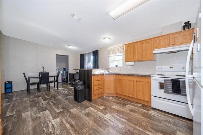 Building Photo - 1621 Tangerine St