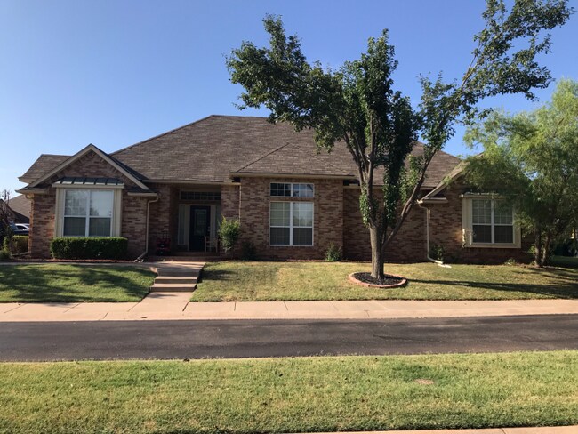 Foto del edificio - 16721 Farmington Way