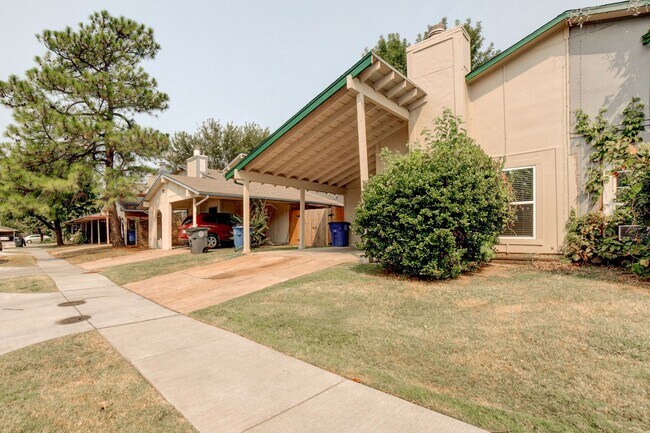 Building Photo - 3 Bed | 2 Bath in East Tulsa!