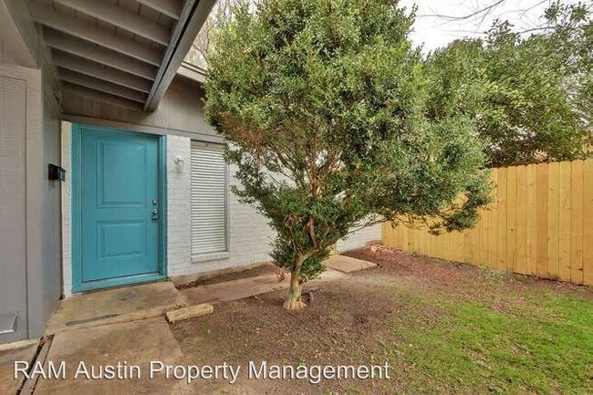 Foto del edificio - 8606 Fireside Dr