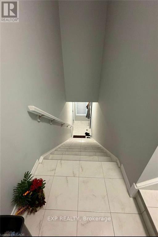 Photo du bâtiment - 190 Oat Ln