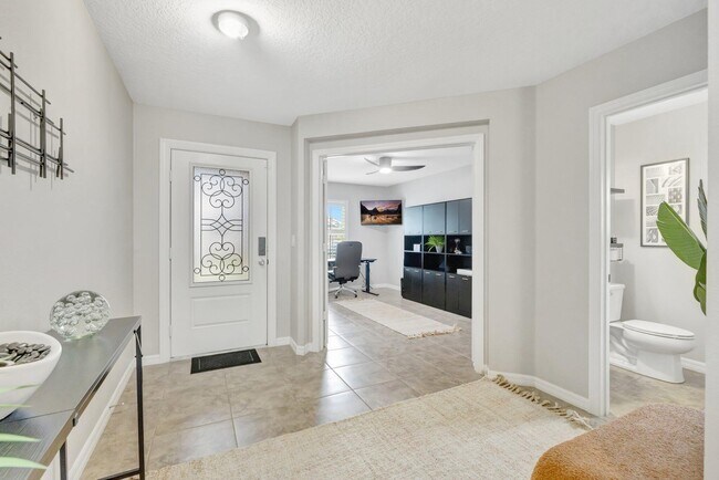 Foto del edificio - 5700 NW Pine Trail Cir