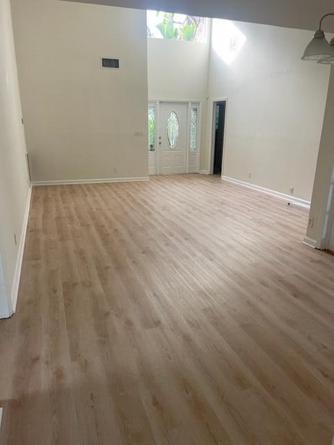 Foto del edificio - 460 Park Forest Way