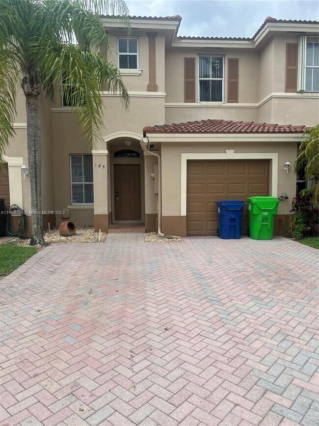 Building Photo - 185 Riverwalk Cir
